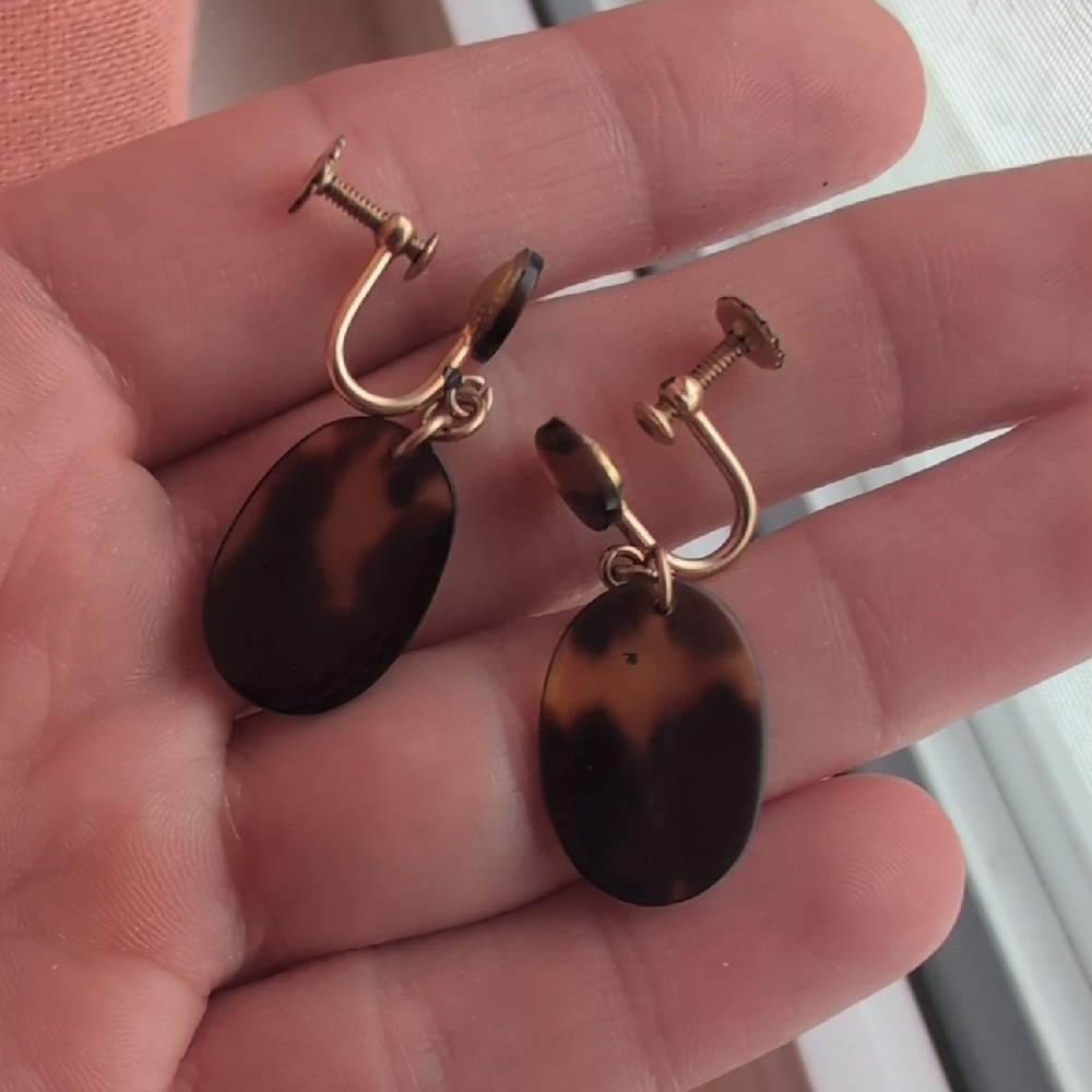 Tortoise Shell Bangle and Earring Set - Picture 4 of 5